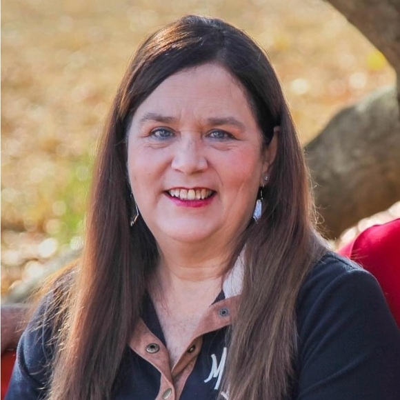 Meet your Posher, Marsha - Picture 1 of 1